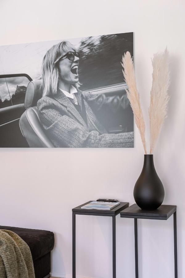 Appartement Renovated On Location In